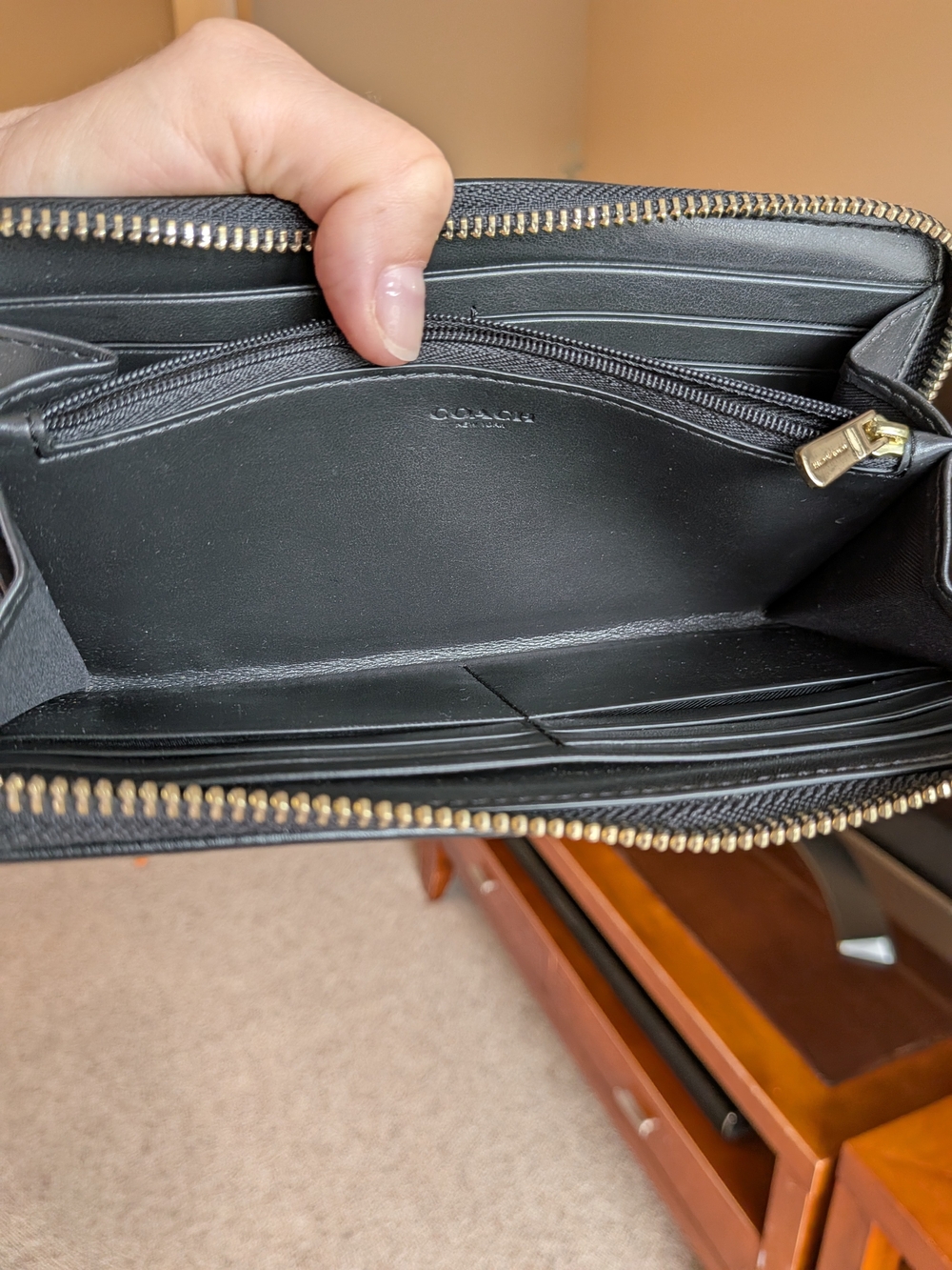 Authentic Coach Wallet - Picture 16 of 16